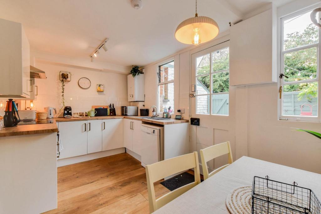 סירנססטר Cheerful 3 Bed Grade II Central Cottage מראה חיצוני תמונה